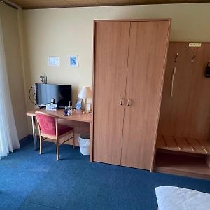 Budget Zimmer mit zwei Einzelbetten